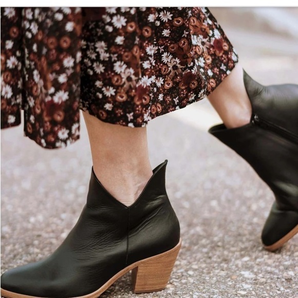 Poppy Barley The Two Point Genuine Leather Ankle Boot Sz 6.5 Elevated Basic - Picture 15 of 16